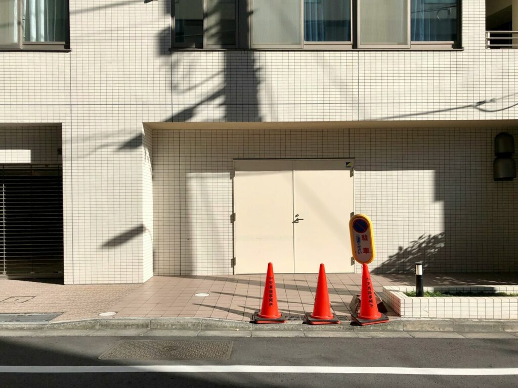 pop up traffic cones