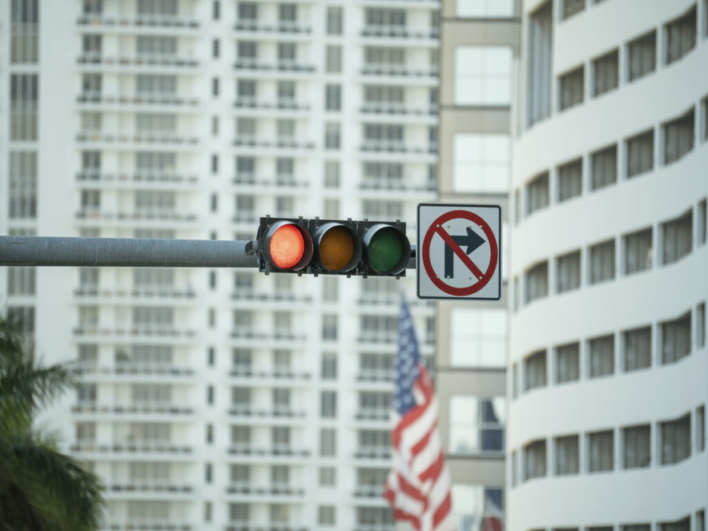 mutcd delineator