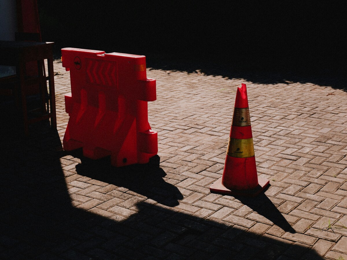 construction safety cones