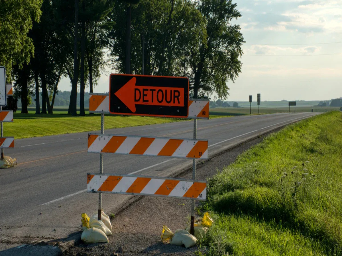 OPTSIGNS | Exploring How Delineator Hazard Posts Save Lives: What Is a Delineator Hazard Post?