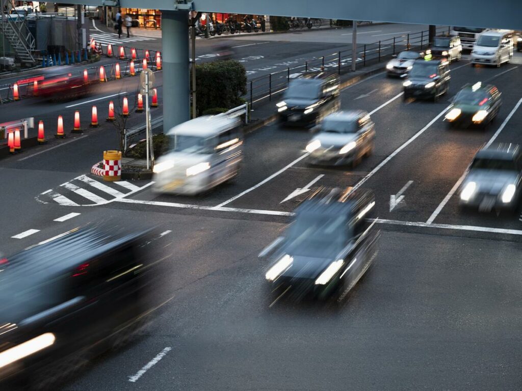 옵션 | AI in Transportation Infrastructure: The Future of Traffic Management and Safety, with a Focus on Traffic Cones OPTSIGNS | AI in Transportation Infrastructure: The Future of Traffic Management and Safety, with a Focus on Traffic Cones