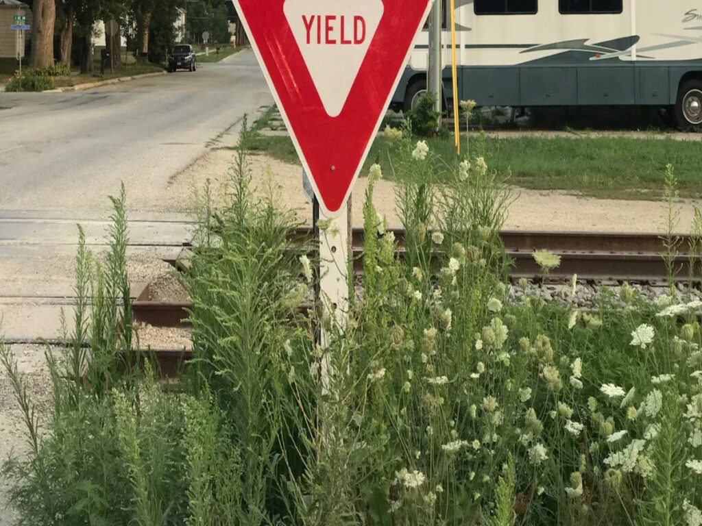 OPTSIGNS | How Traffic Safety Signs Help Enforce Quiet Zones at Railroad Crossings