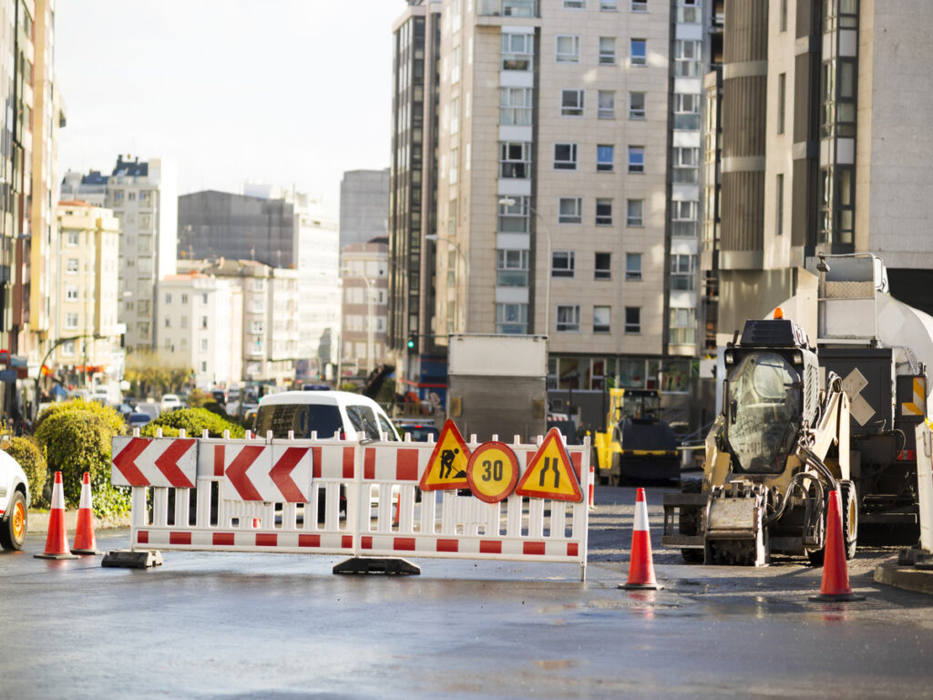 OPTSIGNS | Where Are You Allowed to Post Traffic Safety Signs? OPTSIGNS | Where Are You Allowed to Post Traffic Safety Signs?