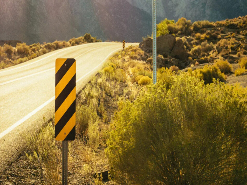 OPTSIGNS | Choosing Road Sign Frames for Every Application Scenario OPTSIGNS | Choosing Road Sign Frames for Every Application Scenario