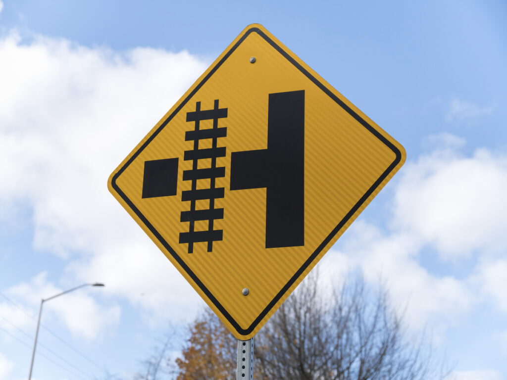 OPTSIGNS | Types of Traffic Sign Brackets: A Complete Guide for Installers and Engineers OPTSIGNS | Types of Traffic Sign Brackets: A Complete Guide for Installers and Engineers