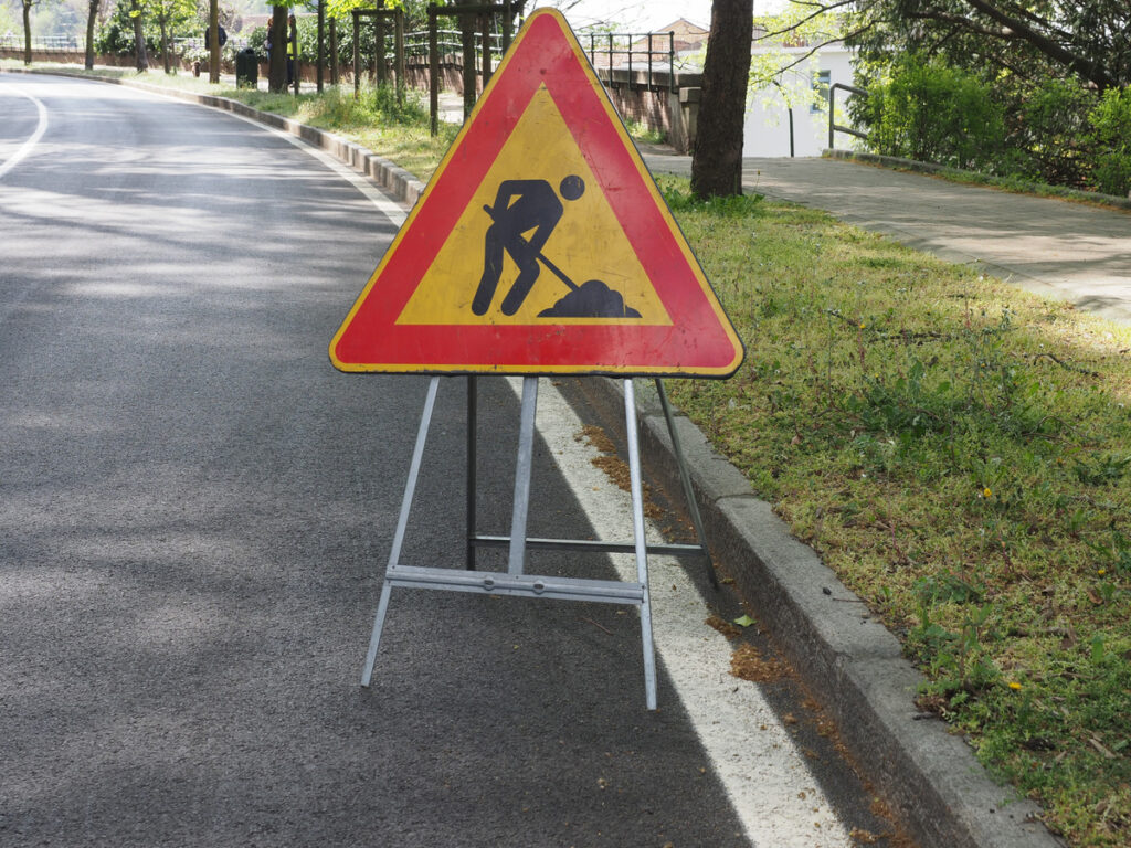 विकल्पसंकेत | Folding Road Sign Holders Storage & Maintenance OPTSIGNS | Folding Road Sign Holders Storage & Maintenance