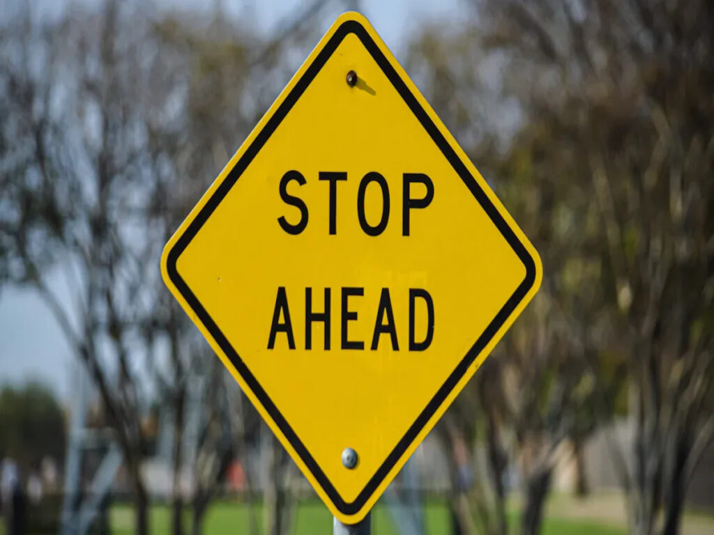 OPTSIGNS | Integrating Queue Warning Systems with Traffic Delineator Posts for Smarter Work Zone Safety OPTSIGNS | Integrating Queue Warning Systems with Traffic Delineator Posts for Smarter Work Zone Safety