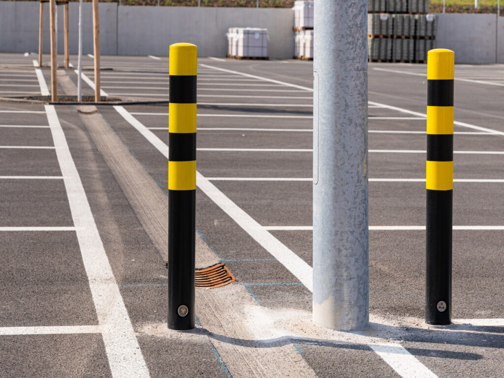 SEGNI OTTICI | Surface Treatments 101: Galvanizing, Rivestimento, Polishing Explained OPTSIGNS | Surface Treatments 101: Galvanizing, Coating, Polishing Explained