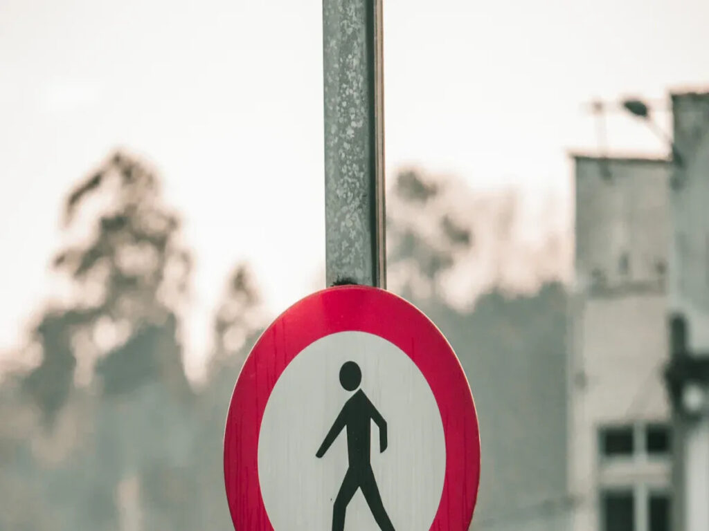 OPTSIGNS | The Impact of Reflective Sheeting Class Differences on International Projects: A Global Traffic Sign Procurement Guide OPTSIGNS | The Impact of Reflective Sheeting Class Differences on International Projects: A Global Traffic Sign Procurement Guide