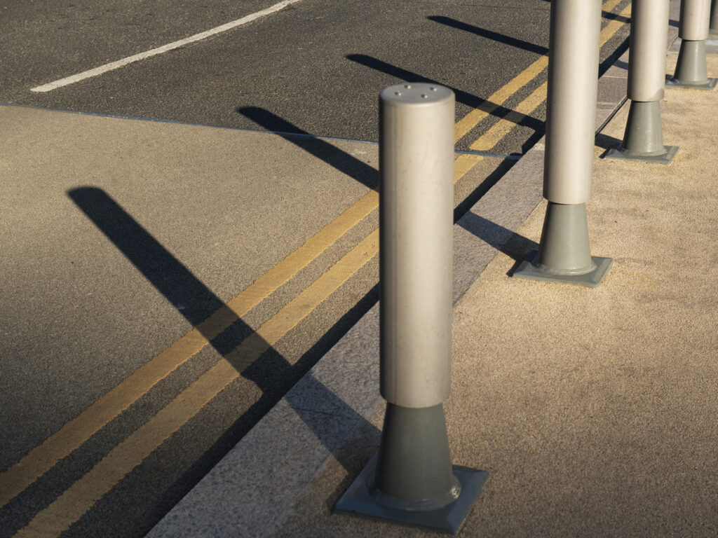 OPTSIGNS | 304 vs 316 Stainless Steel: What’s the Difference for Your Bollards?