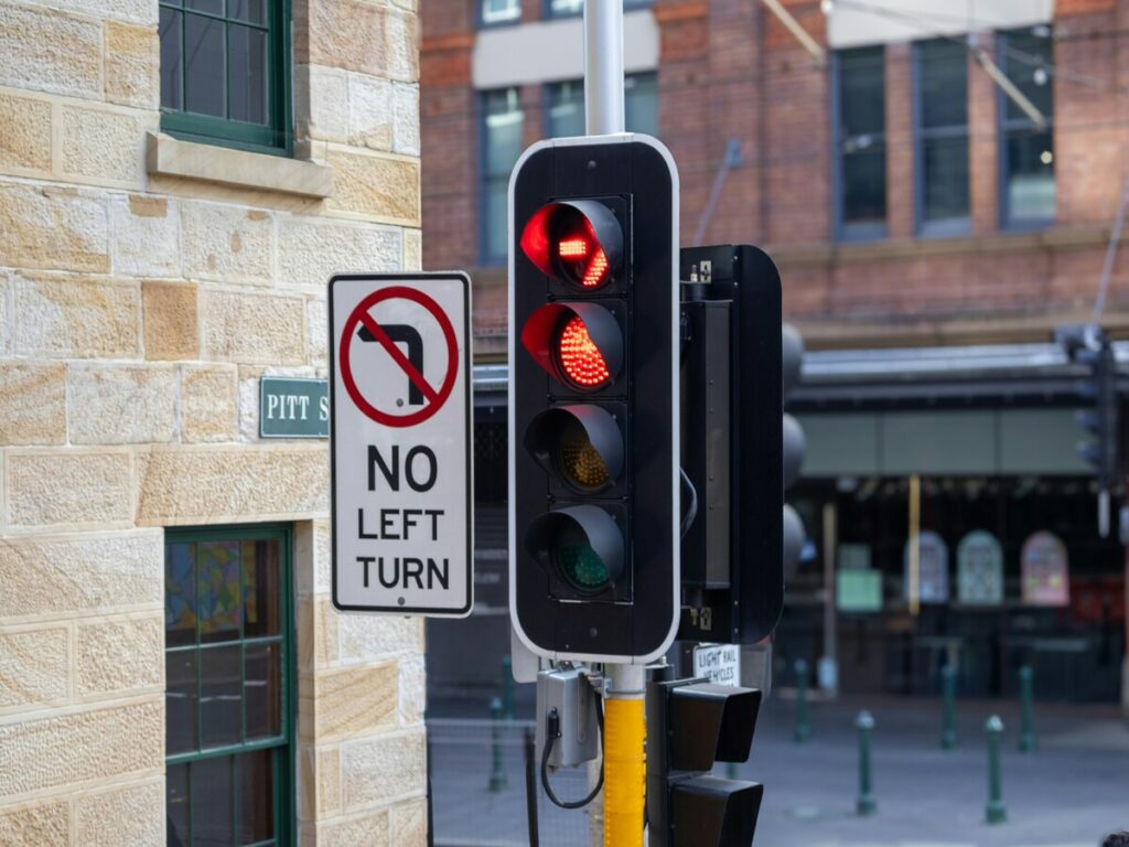 OPTSIGNS | Which Traffic Signs Are Best Suited for Multi-Message Frames