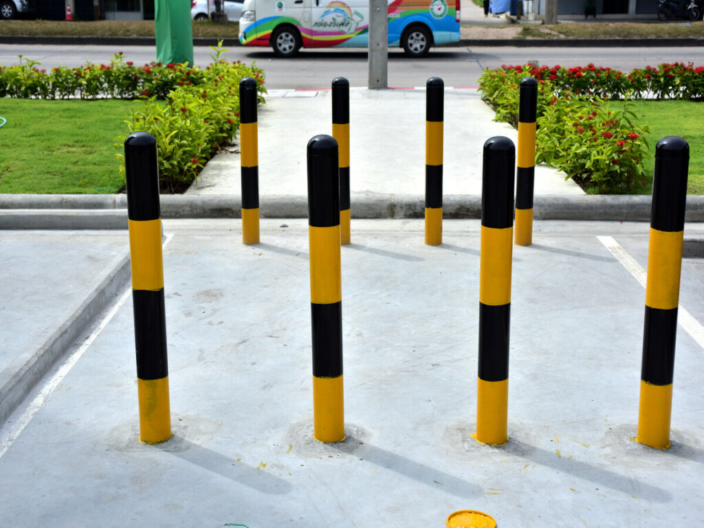 SEGNI OTTICI | Seasonal Storage & Maintenance for Removable Bollards OPTSIGNS | Seasonal Storage & Maintenance for Removable Bollards