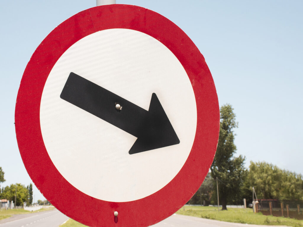 OPTSIGNS | Choosing Class 2 Reflective Sheeting for Medium-Traffic Roads