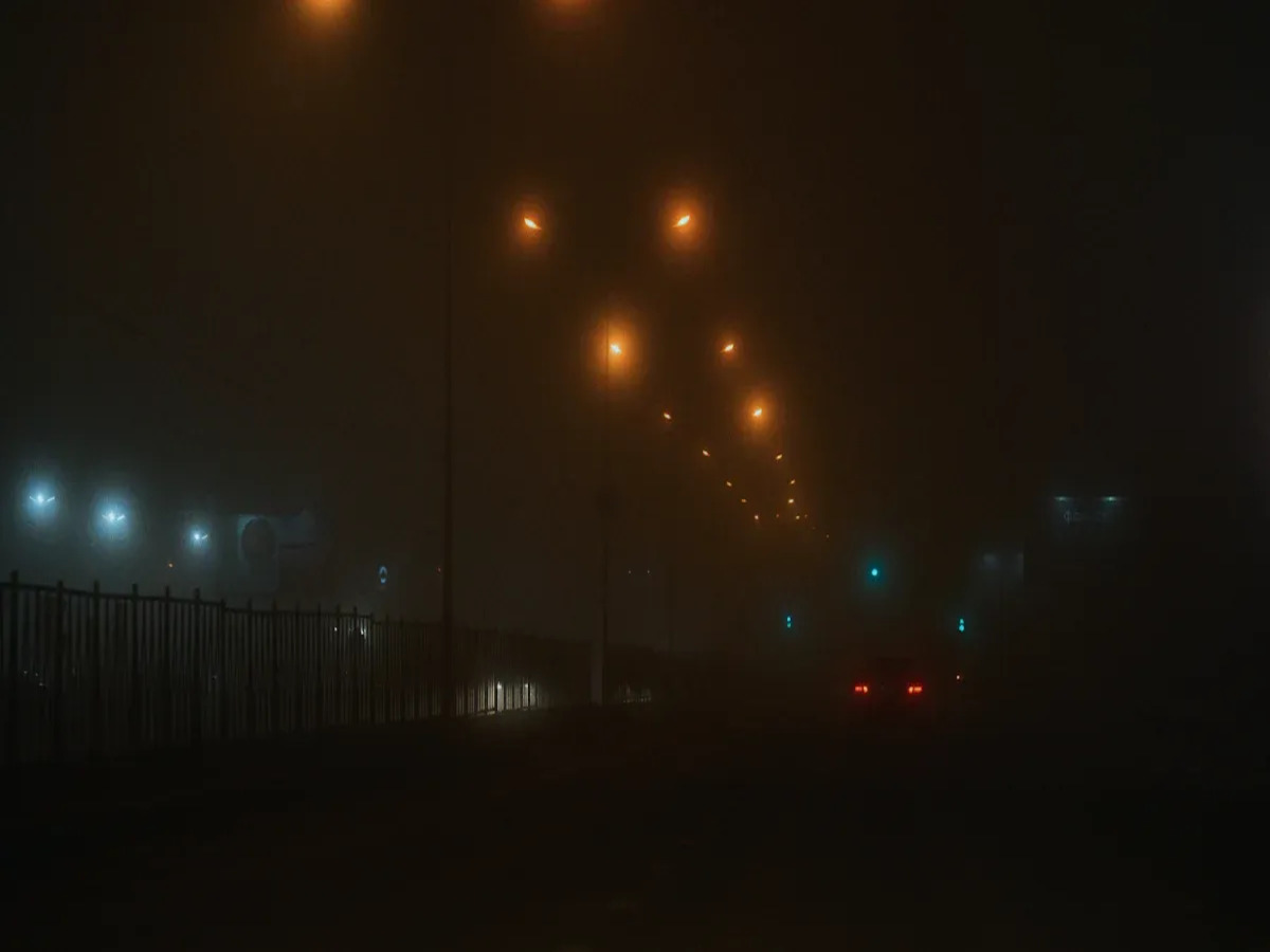 OPTSIGNS | Pedestrian Crossing Safety: How Weather Affects Visibility of Pedestrian Crossing Signs