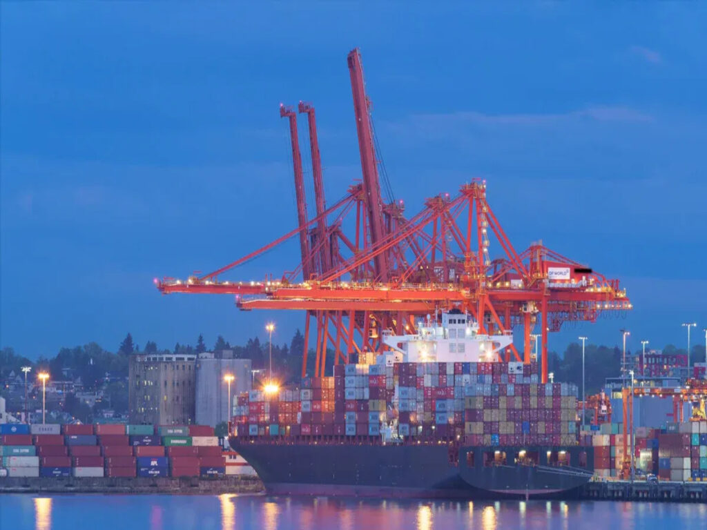 OPTSIGNS | Exporting STOP Signs: What Importers Should Know About Standards and Documentation