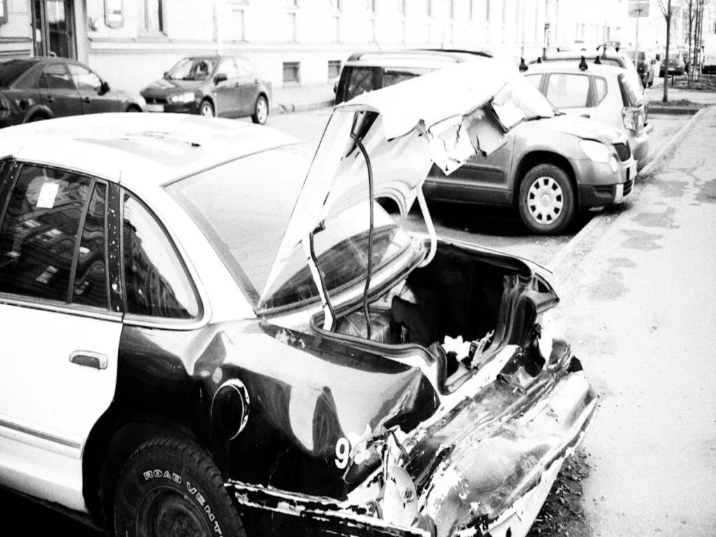 OPTSIGNS | Why Mismatched Traffic Signs and Barricades Lead to Dangerous Accidents