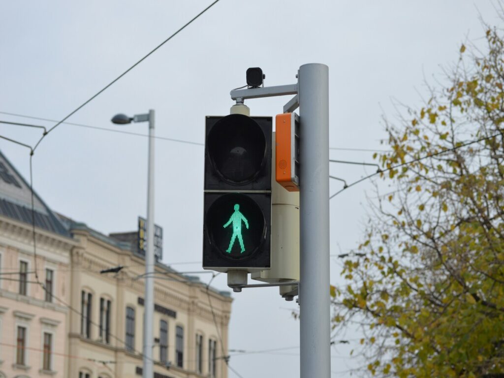OPTSIGNS | Why Your Pedestrian Crossing Sign Might Not Be Enough: Key Issues and Fixes for R3-1 in Australia