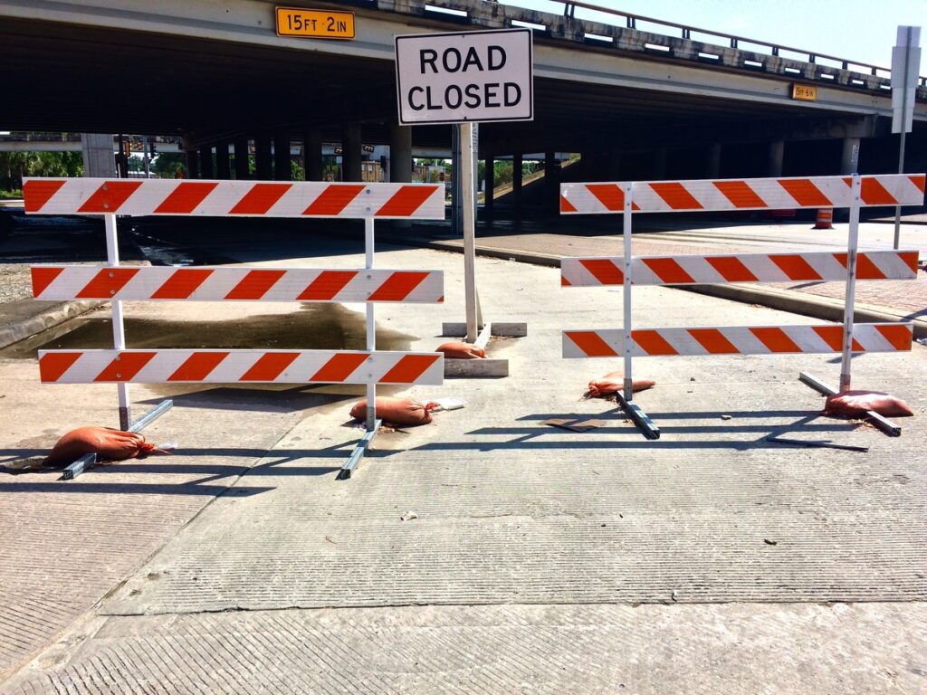 विकल्पसंकेत | The Synergy Between Traffic Signs and Barricades in High-Traffic Zones: Ensuring Maximum Safety OPTSIGNS | The Synergy Between Traffic Signs and Barricades in High-Traffic Zones: Ensuring Maximum Safety