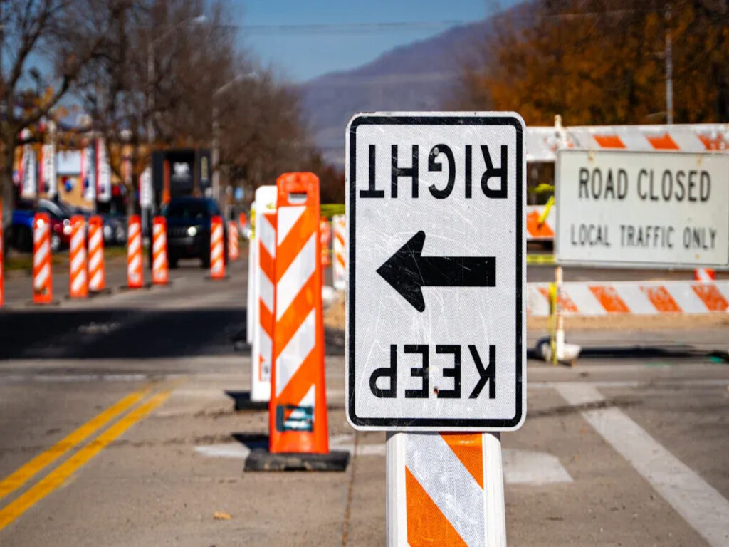 OPTSIGNS | How Roadwork Signs Shape Driver Behaviour and Speed in Construction Zones