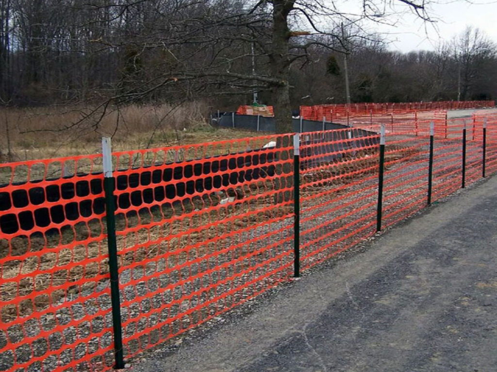 विकल्पसंकेत | How Safety Fences Enhance Security at Construction and Event Sites OPTSIGNS | How Safety Fences Enhance Security at Construction and Event Sites