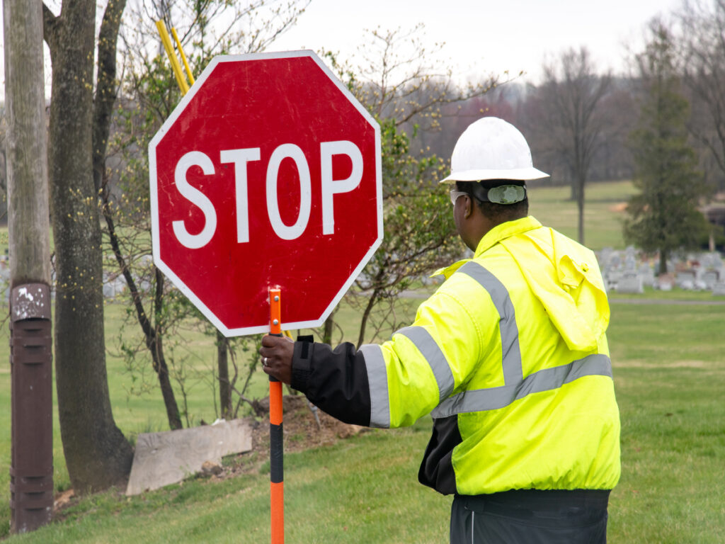 OPTSIGNS | When to Stop for Crossing Guards Using Hand Held Stop Signs