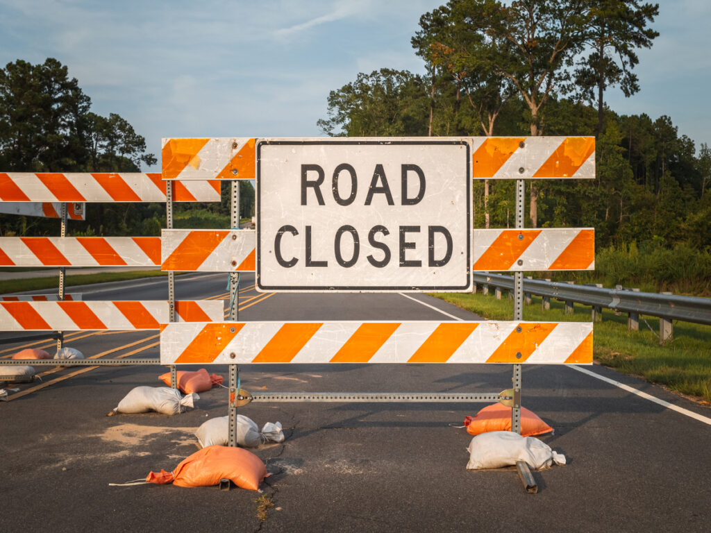 OPTSIGNS | How to Properly Install T-Series Roadwork Signs: A Step-by-Step Guide