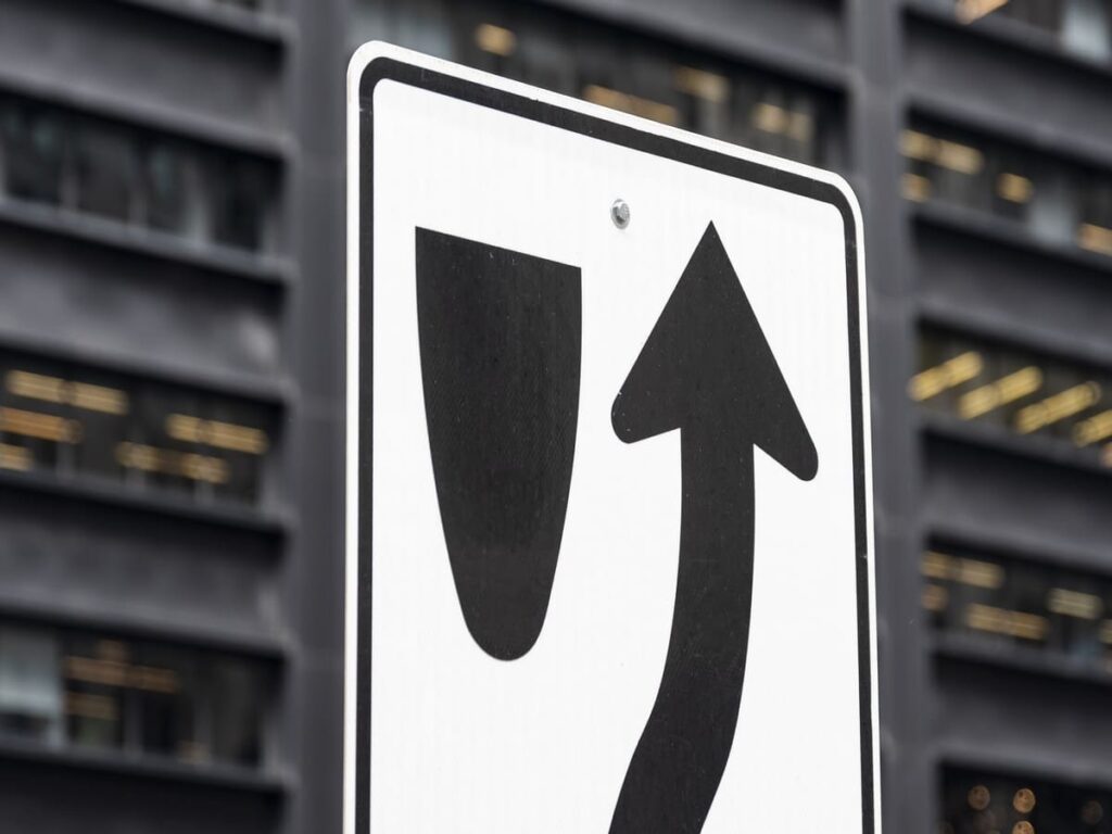 OPTSIGNS | Comparing the Cost of 4x8 Aluminum Sheets to Other Signage Materials for Roadworks