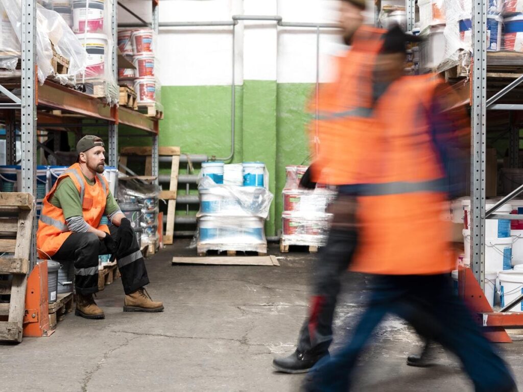 OPTSIGNS | Choosing the Right Wholesale Traffic Cones: 7lbs vs. 10lbs for Your Needs